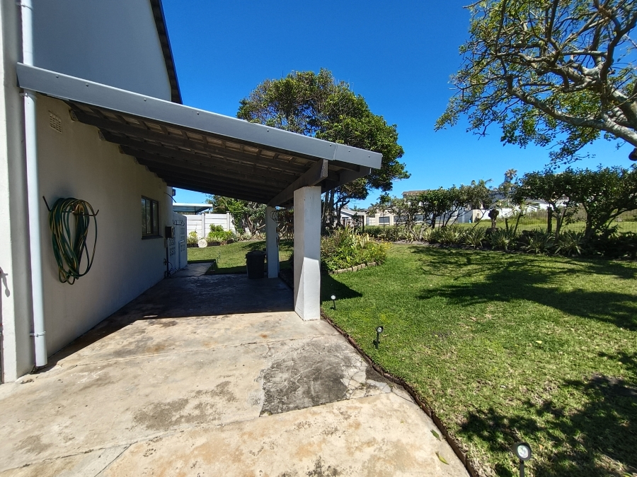 4 Bedroom Property for Sale in Uvongo Beach KwaZulu-Natal