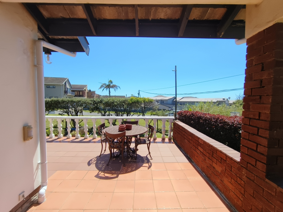 4 Bedroom Property for Sale in Uvongo Beach KwaZulu-Natal