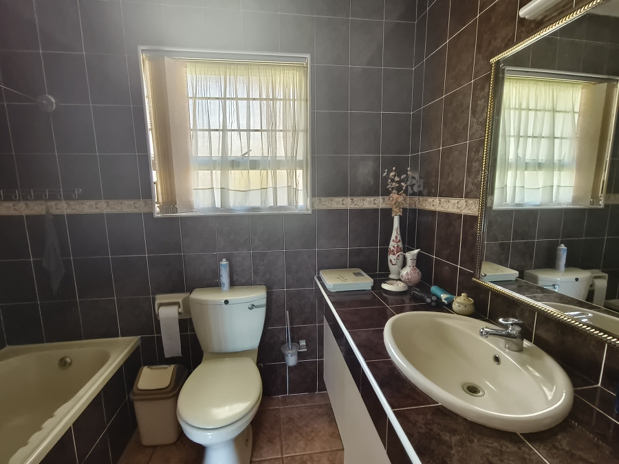 3 Bedroom Property for Sale in Margate KwaZulu-Natal