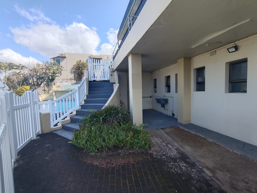 2 Bedroom Property for Sale in Manaba Beach KwaZulu-Natal