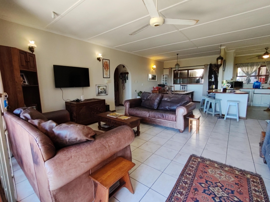 8 Bedroom Property for Sale in Anerley KwaZulu-Natal