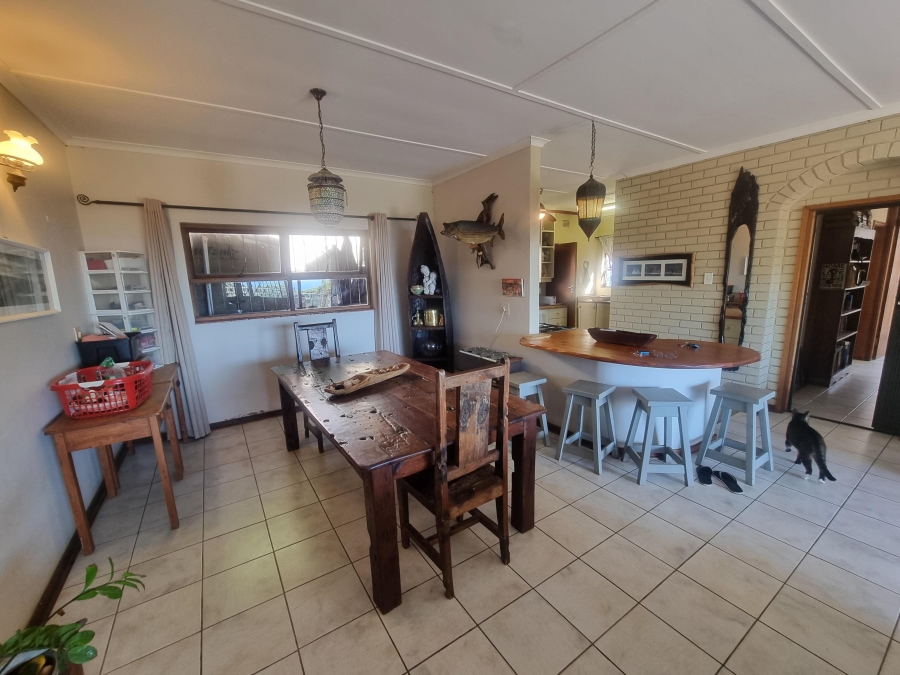 8 Bedroom Property for Sale in Anerley KwaZulu-Natal