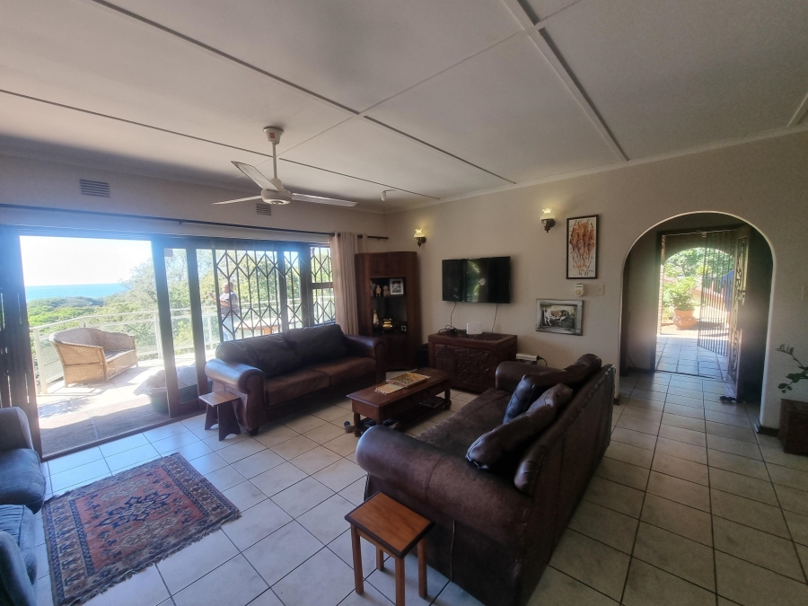 8 Bedroom Property for Sale in Anerley KwaZulu-Natal