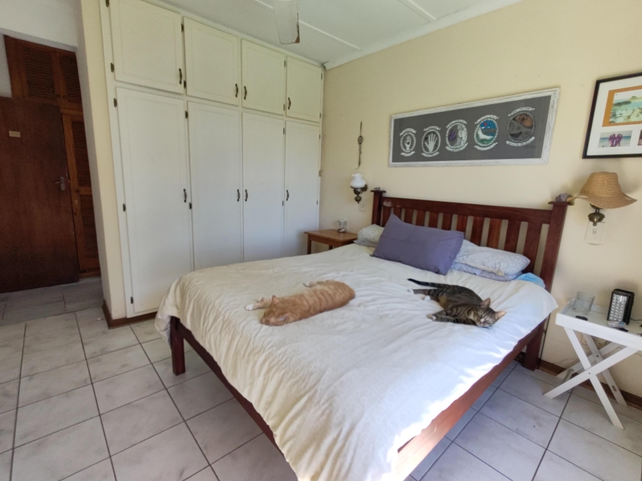 8 Bedroom Property for Sale in Anerley KwaZulu-Natal