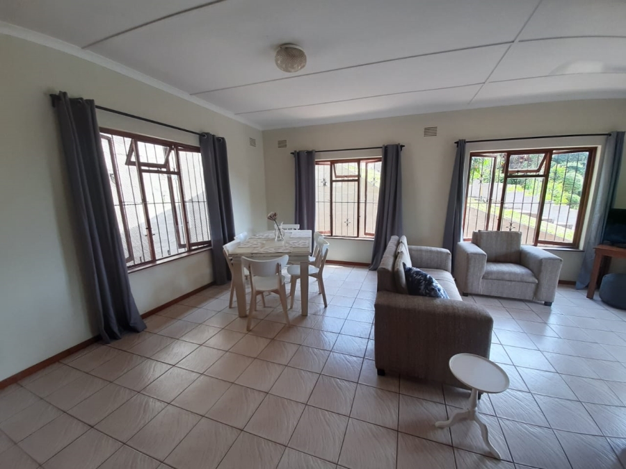 8 Bedroom Property for Sale in Anerley KwaZulu-Natal