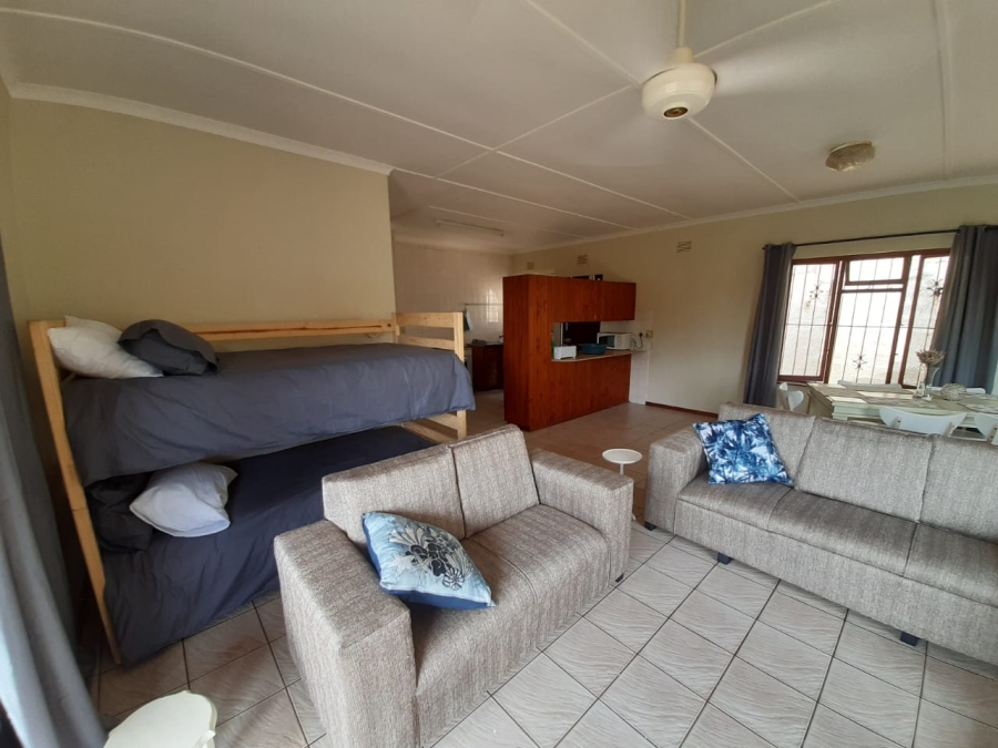 8 Bedroom Property for Sale in Anerley KwaZulu-Natal