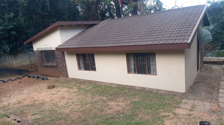 8 Bedroom Property for Sale in Anerley KwaZulu-Natal