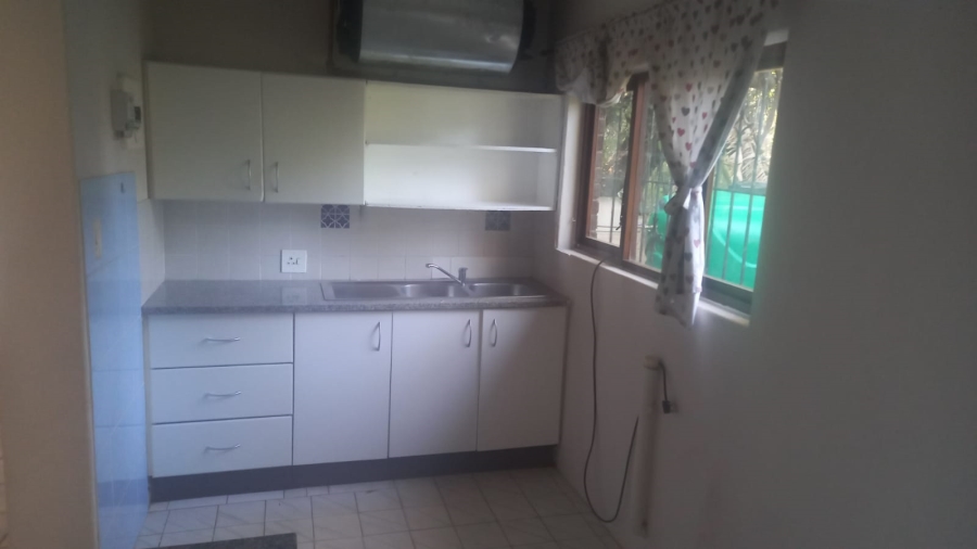 8 Bedroom Property for Sale in Anerley KwaZulu-Natal