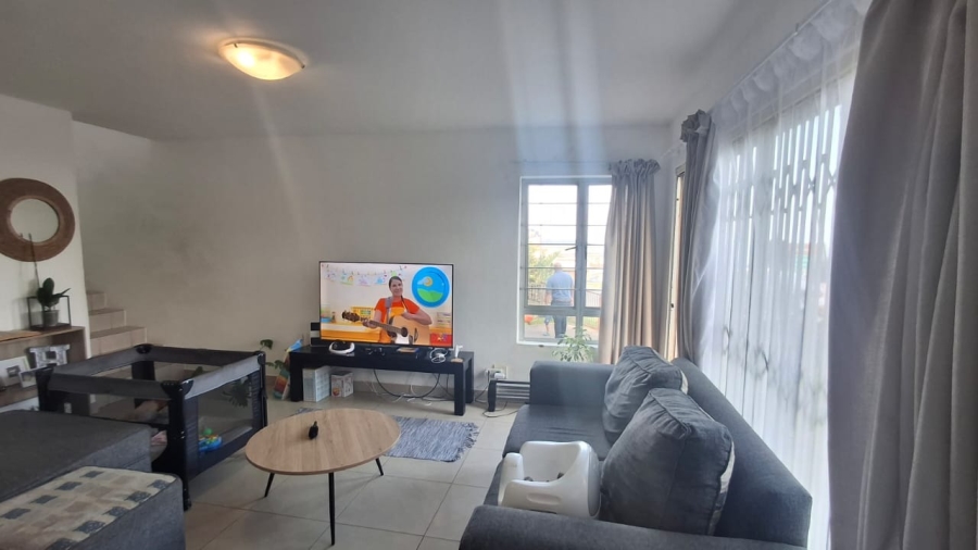 To Let 3 Bedroom Property for Rent in Brighton Beach KwaZulu-Natal