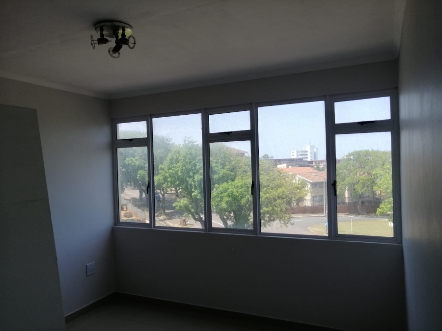 2 Bedroom Property for Sale in Essenwood KwaZulu-Natal