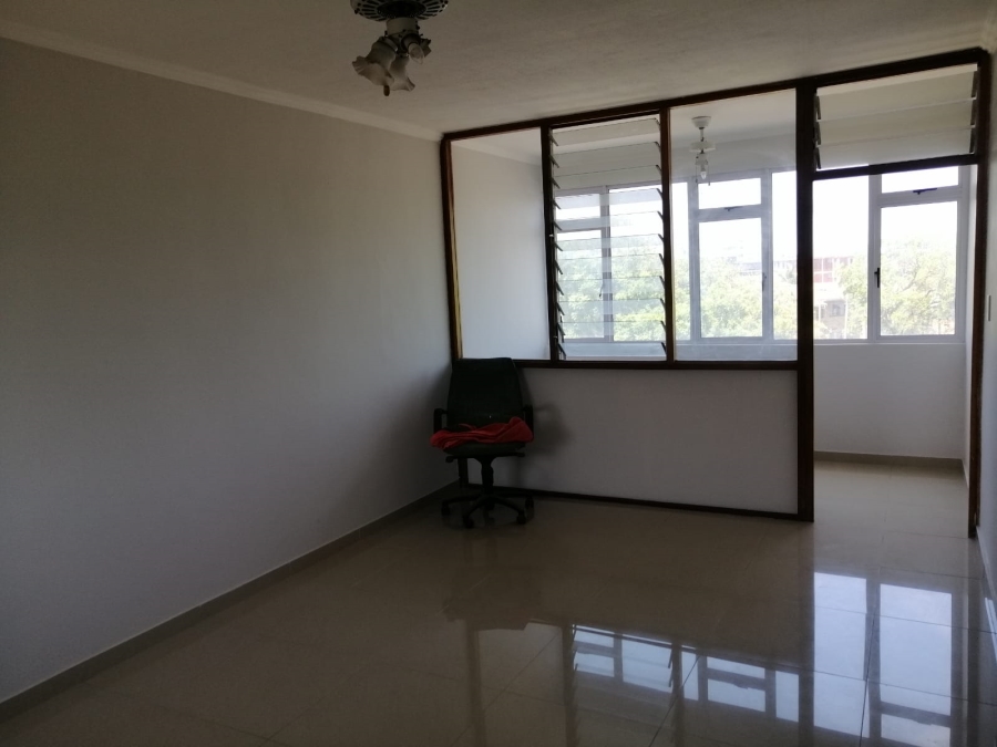 2 Bedroom Property for Sale in Essenwood KwaZulu-Natal