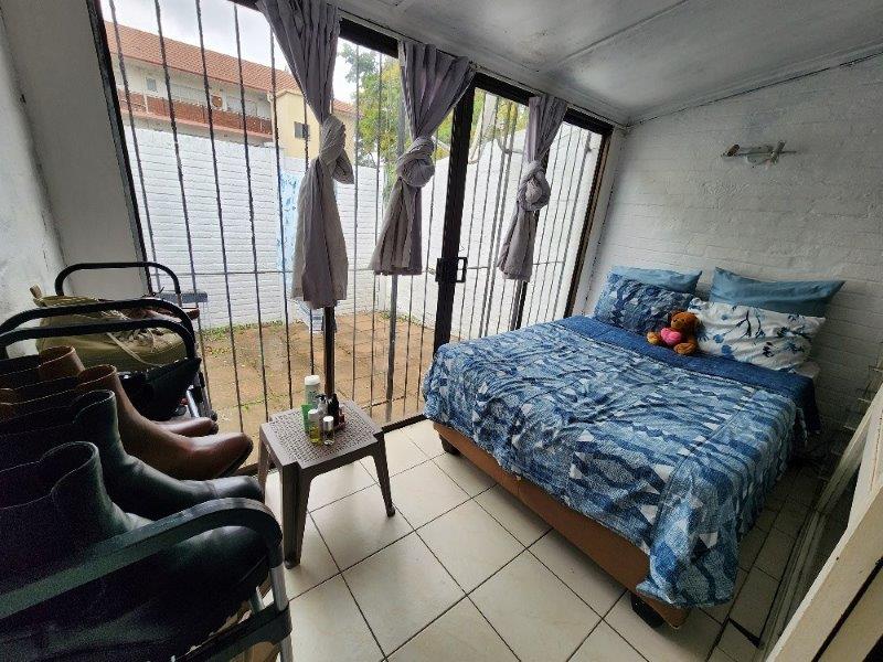 1 Bedroom Property for Sale in Pinetown KwaZulu-Natal