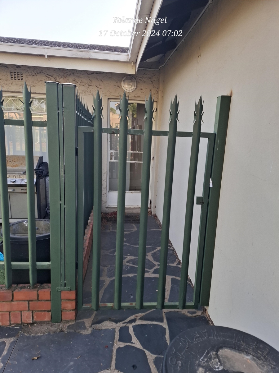 To Let 1 Bedroom Property for Rent in Pioneer Park KwaZulu-Natal