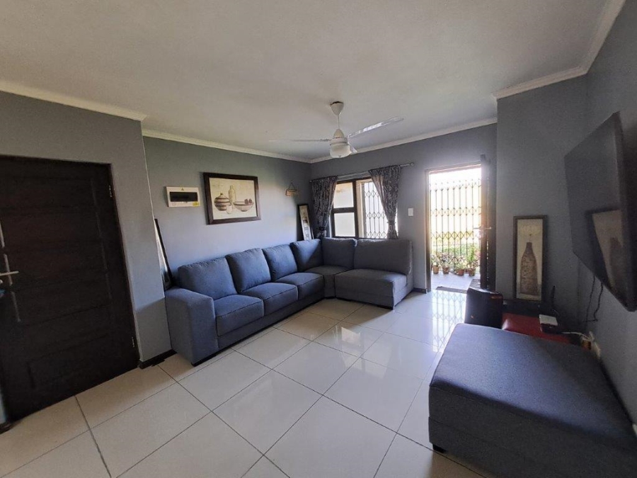 2 Bedroom Property for Sale in Westbrook KwaZulu-Natal