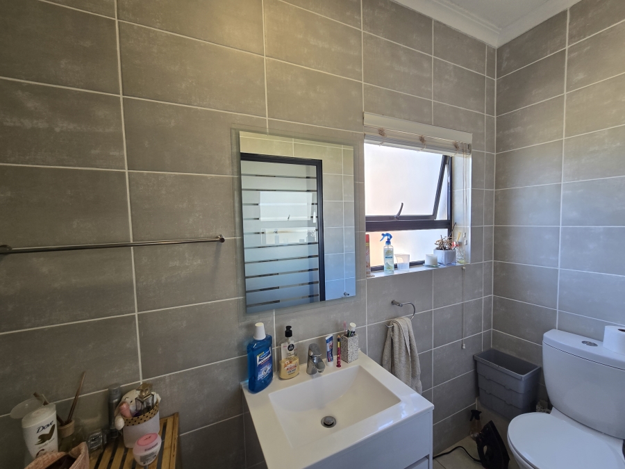 To Let 2 Bedroom Property for Rent in Ballito Central KwaZulu-Natal