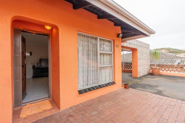 3 Bedroom Property for Sale in Centenary Park KwaZulu-Natal