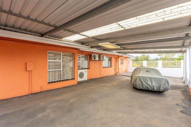 3 Bedroom Property for Sale in Centenary Park KwaZulu-Natal