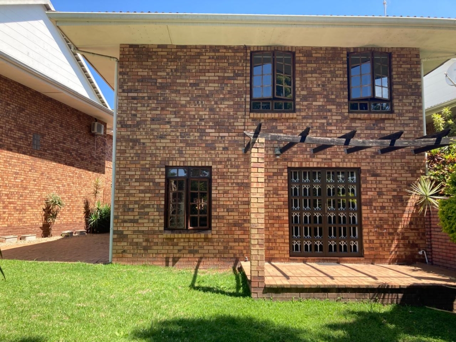 3 Bedroom Property for Sale in Dawncliffe KwaZulu-Natal