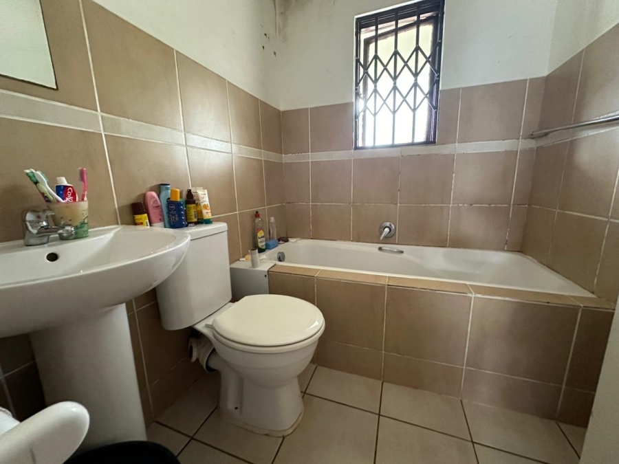 To Let 2 Bedroom Property for Rent in Richards Bay KwaZulu-Natal