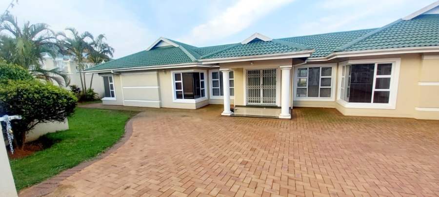 To Let 4 Bedroom Property for Rent in Somerset Park KwaZulu-Natal