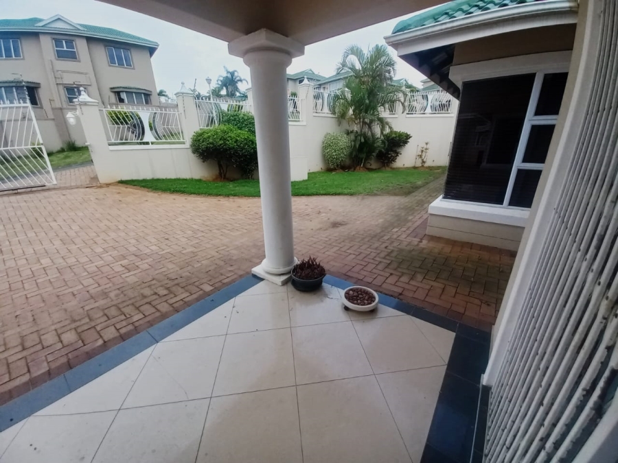 To Let 4 Bedroom Property for Rent in Somerset Park KwaZulu-Natal