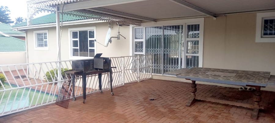 To Let 4 Bedroom Property for Rent in Somerset Park KwaZulu-Natal