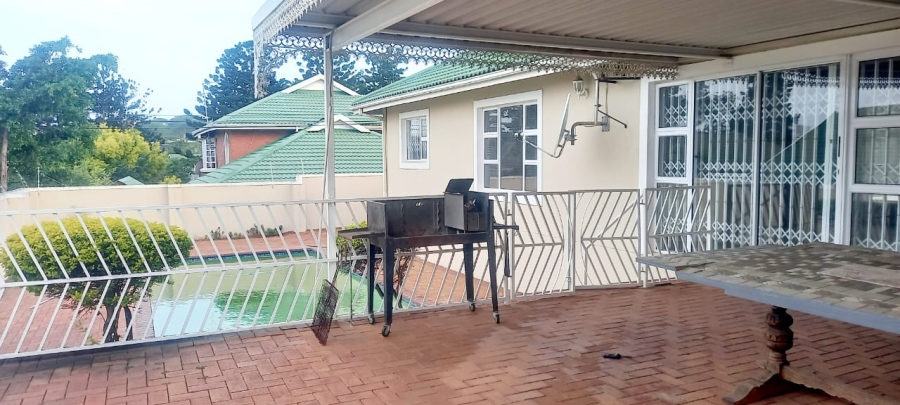 To Let 4 Bedroom Property for Rent in Somerset Park KwaZulu-Natal