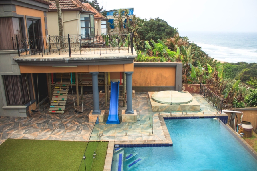 6 Bedroom Property for Sale in Ocean View KwaZulu-Natal