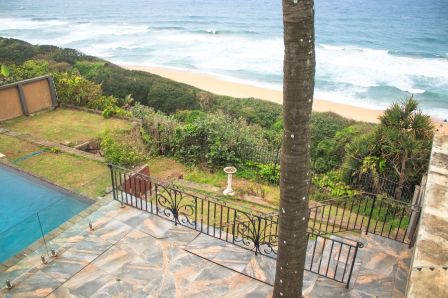 6 Bedroom Property for Sale in Ocean View KwaZulu-Natal