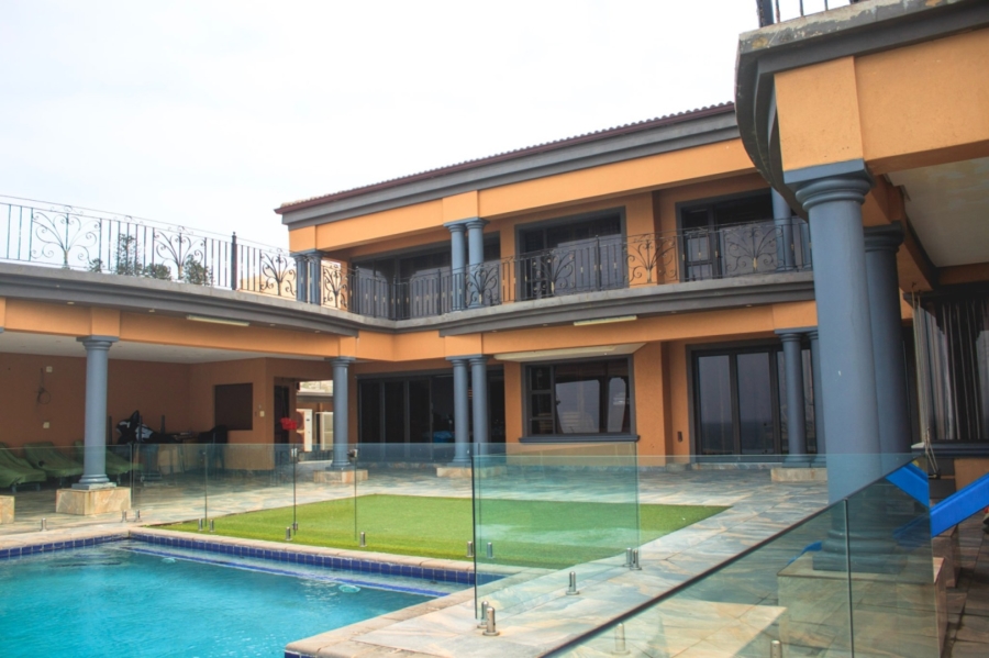 6 Bedroom Property for Sale in Ocean View KwaZulu-Natal