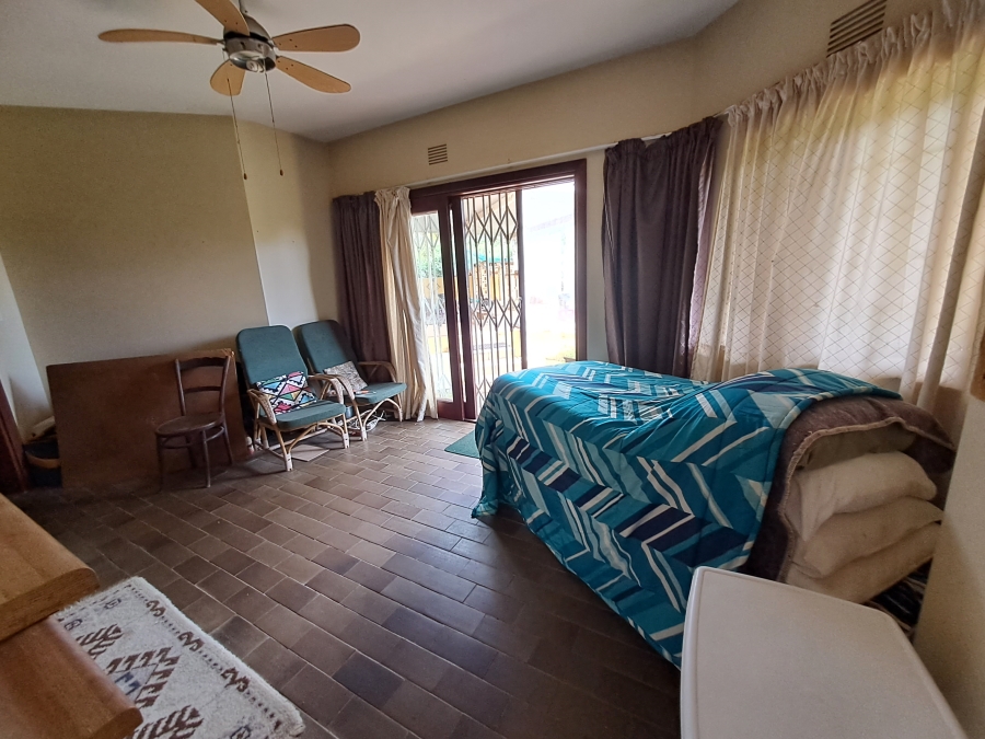 5 Bedroom Property for Sale in Margate KwaZulu-Natal