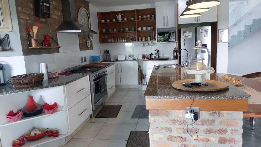 To Let 5 Bedroom Property for Rent in Mzingazi Golf Estate KwaZulu-Natal