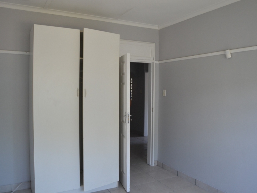 To Let 3 Bedroom Property for Rent in Ocean View KwaZulu-Natal