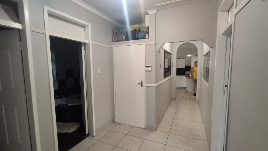 To Let 3 Bedroom Property for Rent in Ocean View KwaZulu-Natal