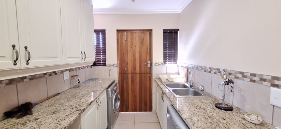 5 Bedroom Property for Sale in Sheffield Bay KwaZulu-Natal