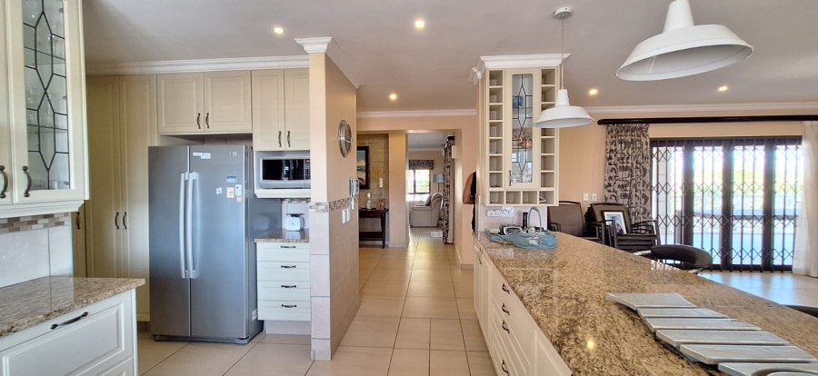 5 Bedroom Property for Sale in Sheffield Bay KwaZulu-Natal