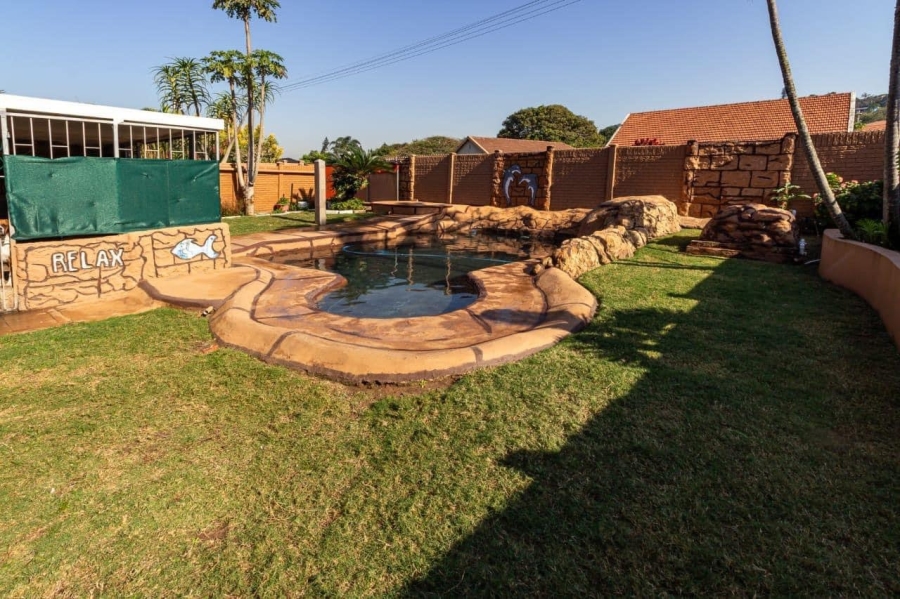 To Let 3 Bedroom Property for Rent in Ocean View KwaZulu-Natal