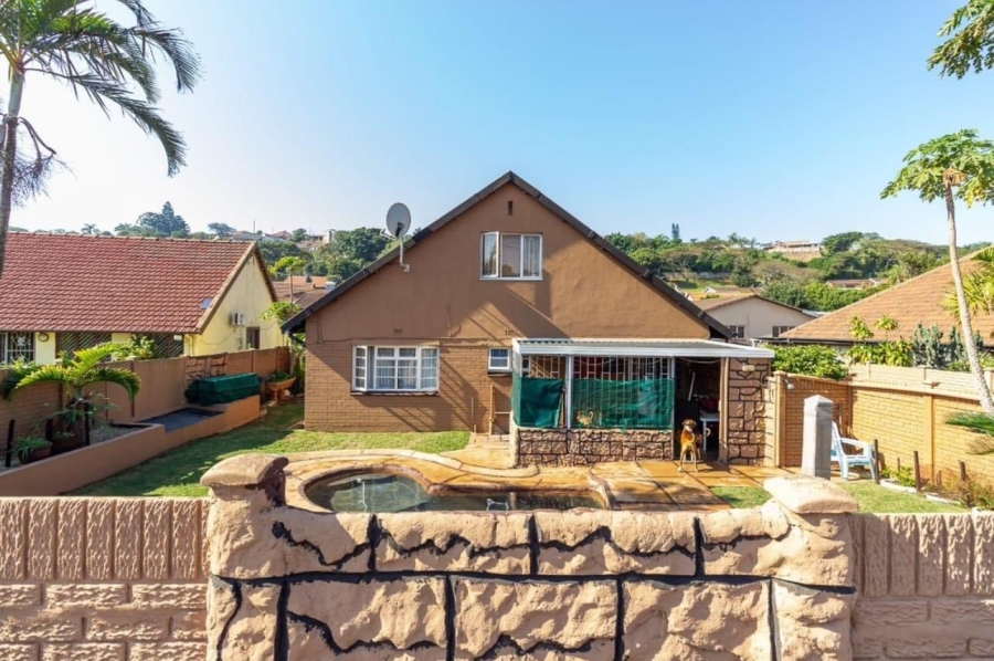 To Let 3 Bedroom Property for Rent in Ocean View KwaZulu-Natal