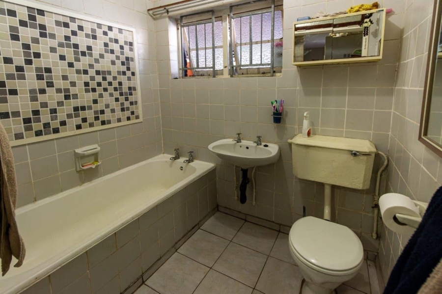 To Let 3 Bedroom Property for Rent in Ocean View KwaZulu-Natal