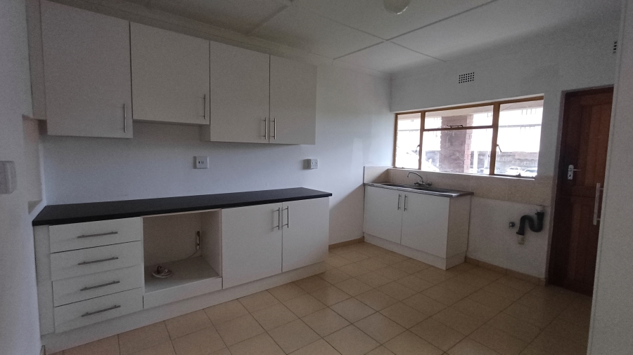 To Let 2 Bedroom Property for Rent in Kharwastan KwaZulu-Natal