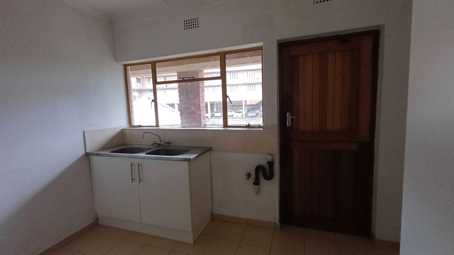 To Let 2 Bedroom Property for Rent in Kharwastan KwaZulu-Natal