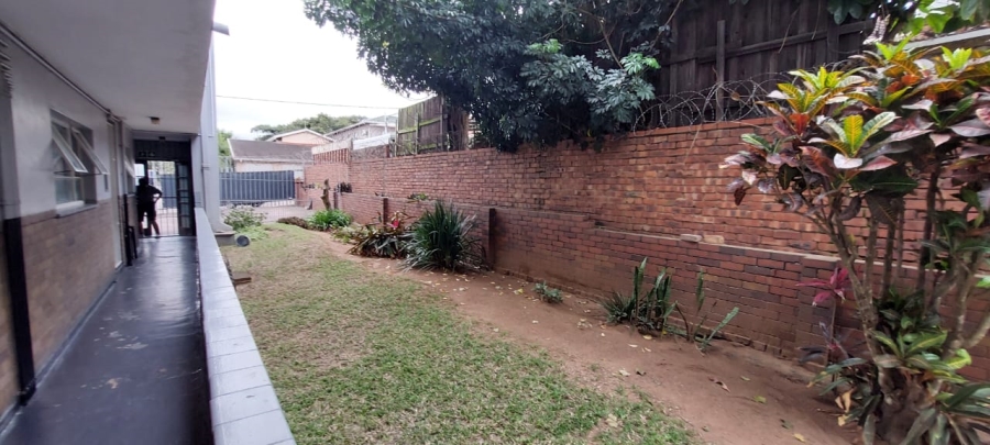 To Let 2 Bedroom Property for Rent in Glenwood KwaZulu-Natal