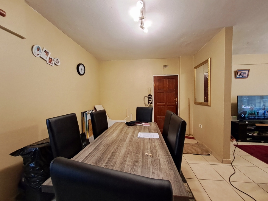 To Let 2 Bedroom Property for Rent in Pinetown KwaZulu-Natal