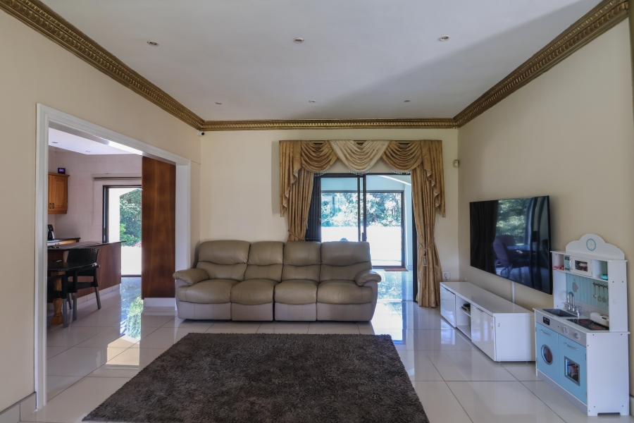 4 Bedroom Property for Sale in Dawncliffe KwaZulu-Natal