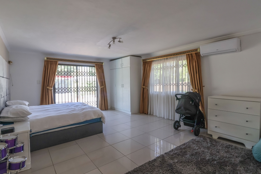 4 Bedroom Property for Sale in Dawncliffe KwaZulu-Natal