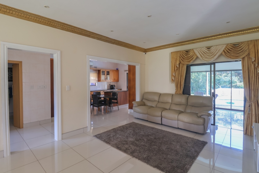 4 Bedroom Property for Sale in Dawncliffe KwaZulu-Natal