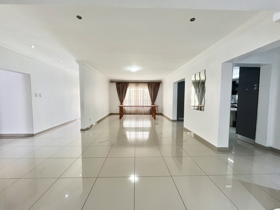 7 Bedroom Property for Sale in Ballito Central KwaZulu-Natal