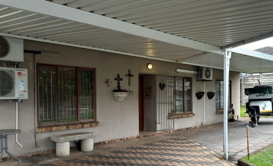 3 Bedroom Property for Sale in Birdswood KwaZulu-Natal