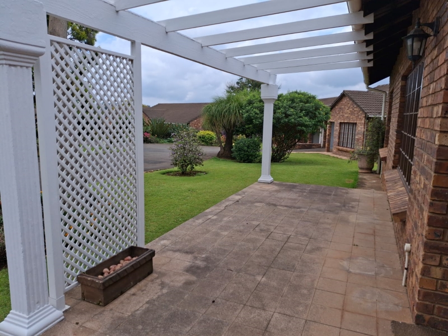 2 Bedroom Property for Sale in Howick KwaZulu-Natal