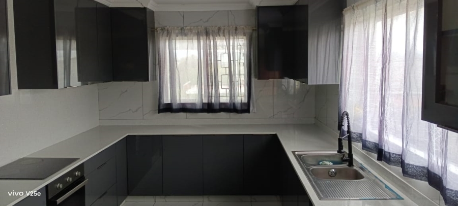 To Let 3 Bedroom Property for Rent in Woodlands KwaZulu-Natal